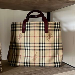 Burberry vintage purse